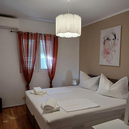 Apartman Laura Galileo Blizu Centra I Plaze Μακάρσκα Εξωτερικό φωτογραφία